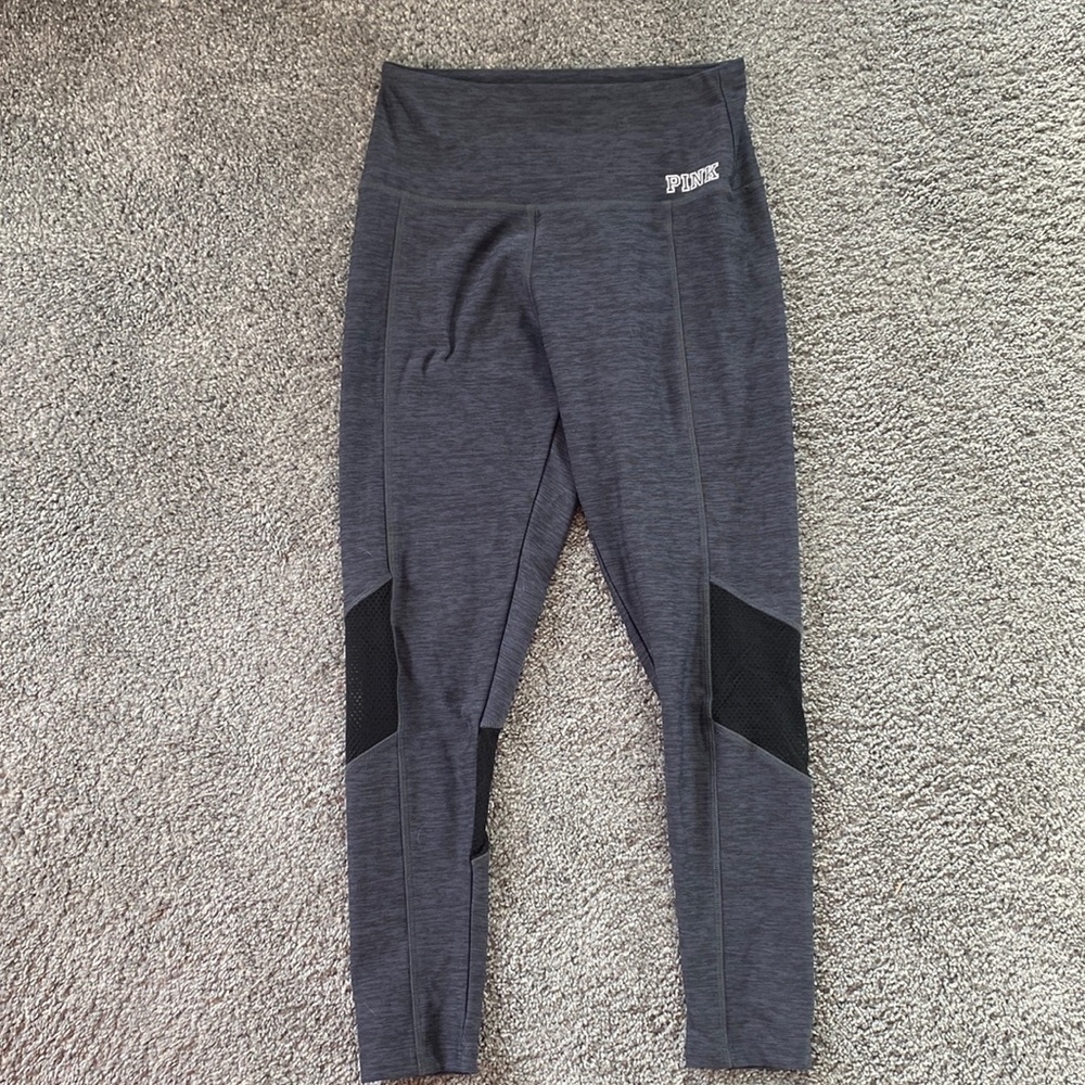 PINK Victoria’s Secret leggings